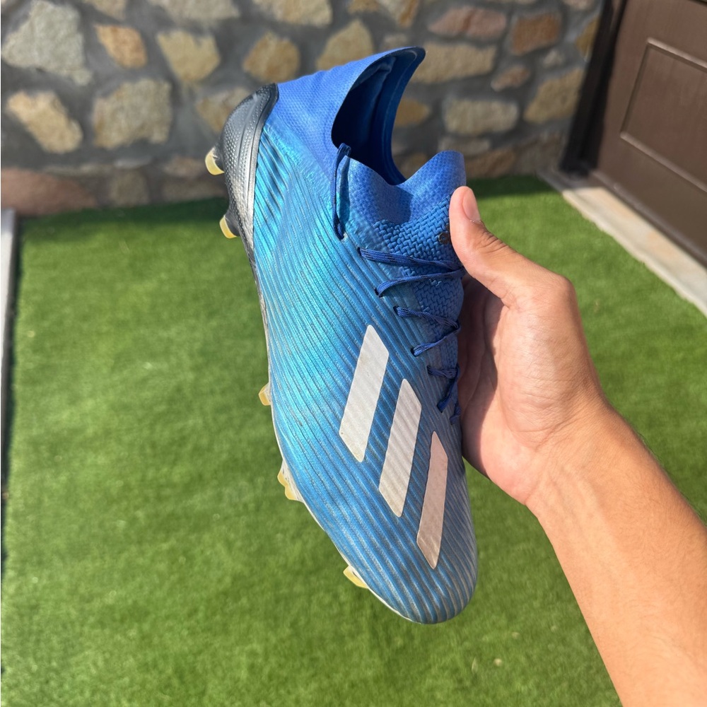 Blue Adidas X 19.1 soccer cleats - Picture 15 of 17